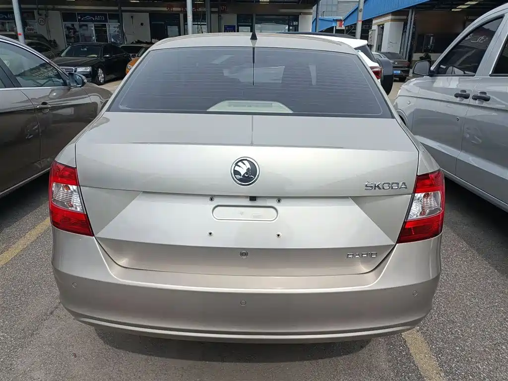 Rapid 1.6 L Auto Smart Select