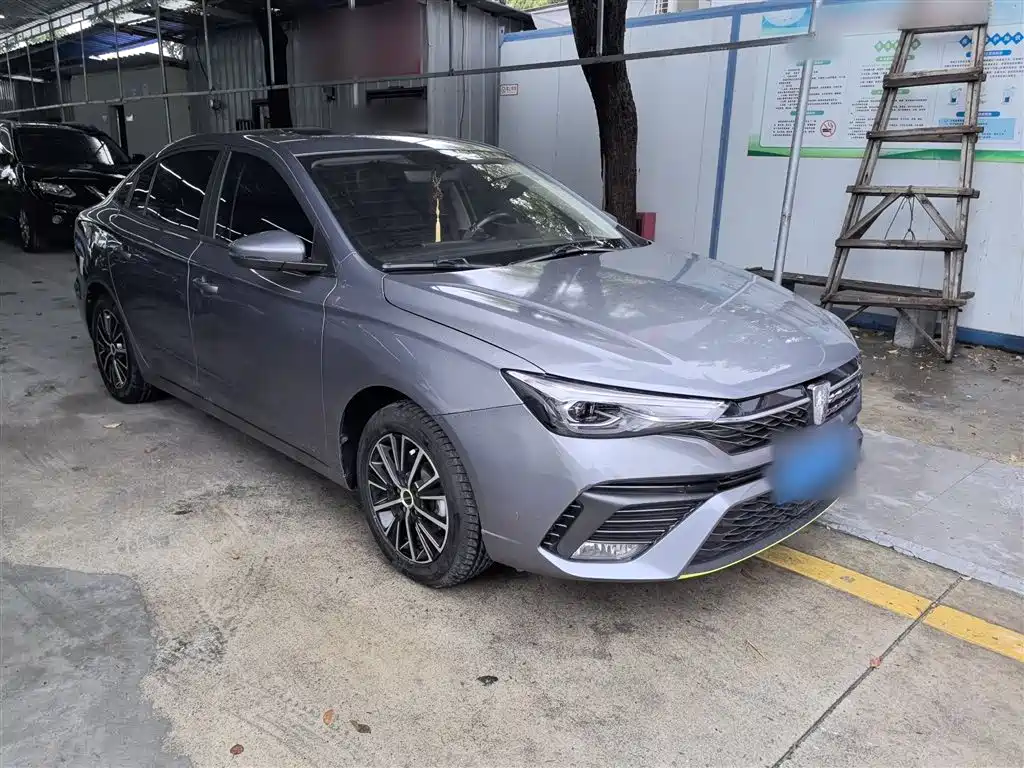 Roewe i5 1.5 L CVT Platinum