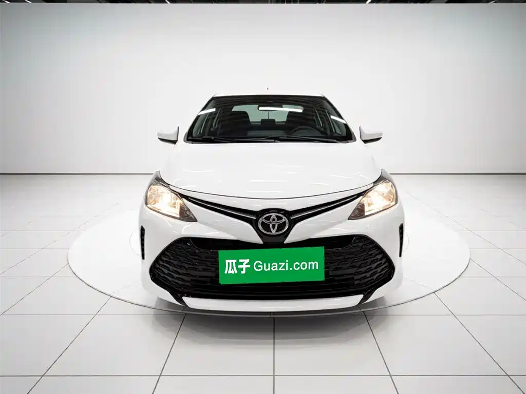 Vios FS 1.5 L CVT Sharp Speed