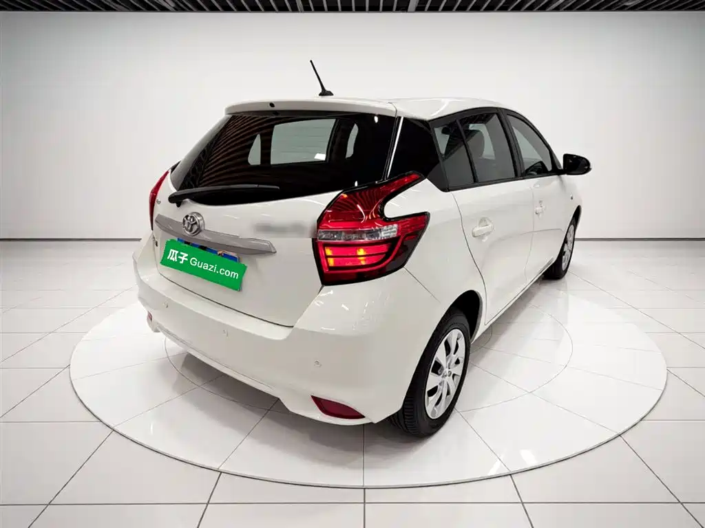 Vios FS 1.5 L CVT Sharp Speed