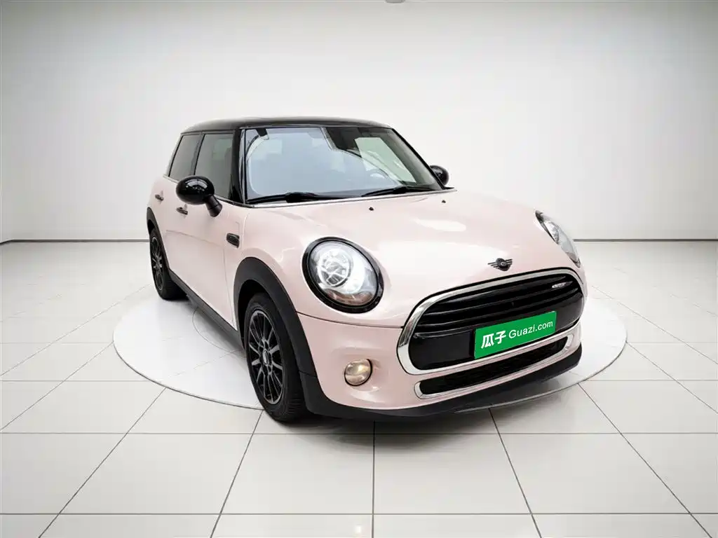 MINI 1.5 T COOPER Fun 5-door