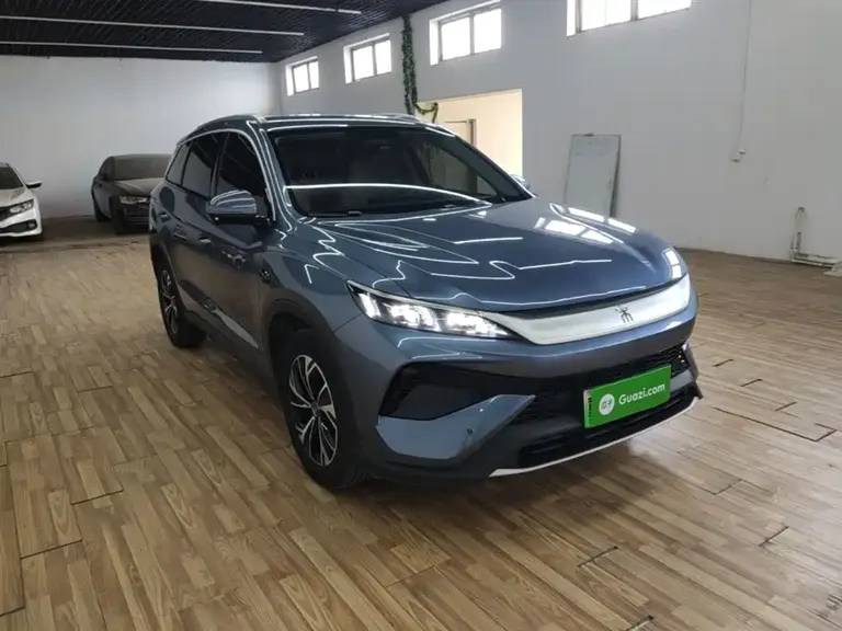 BYD Song Pro NEV 2 nd Gen Smart Drive DM-i 75 KM Leading