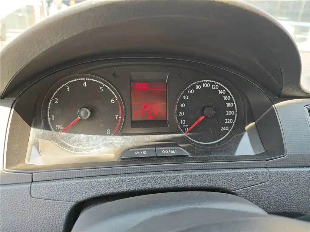 Santana 1.5 L Auto Style
