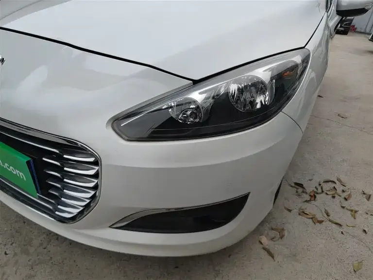 Peugeot 308 Pleasure Classic 1.6 L Auto Superior Style