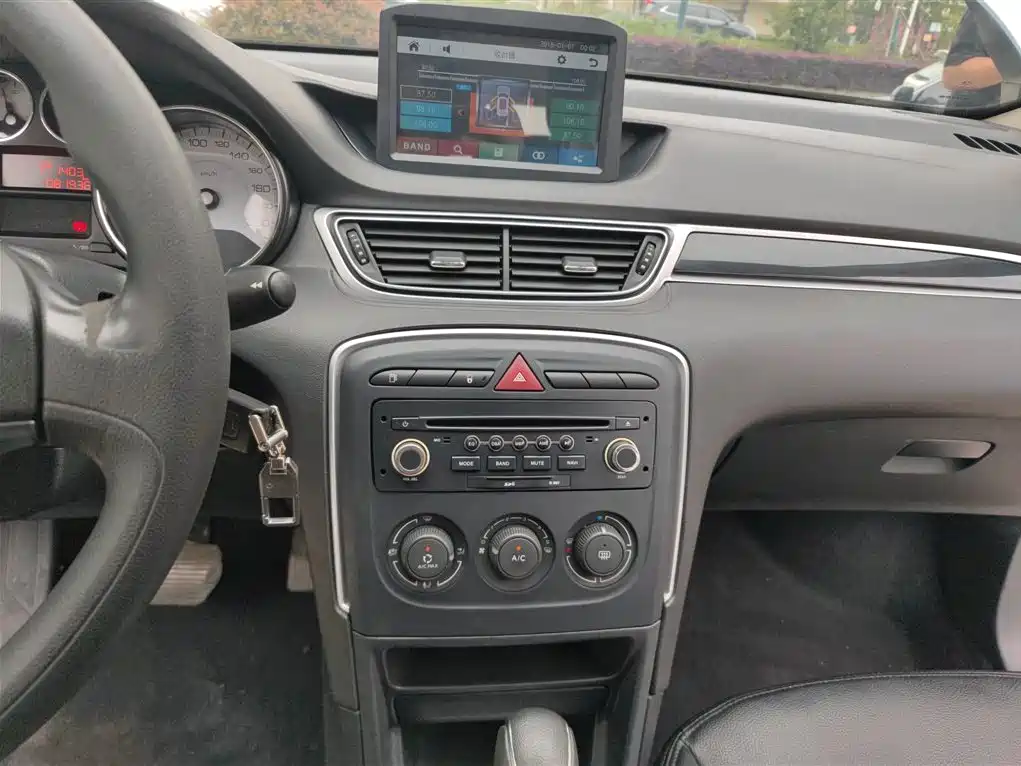 Peugeot 308 Pleasure Classic 1.6 L Auto Superior Style