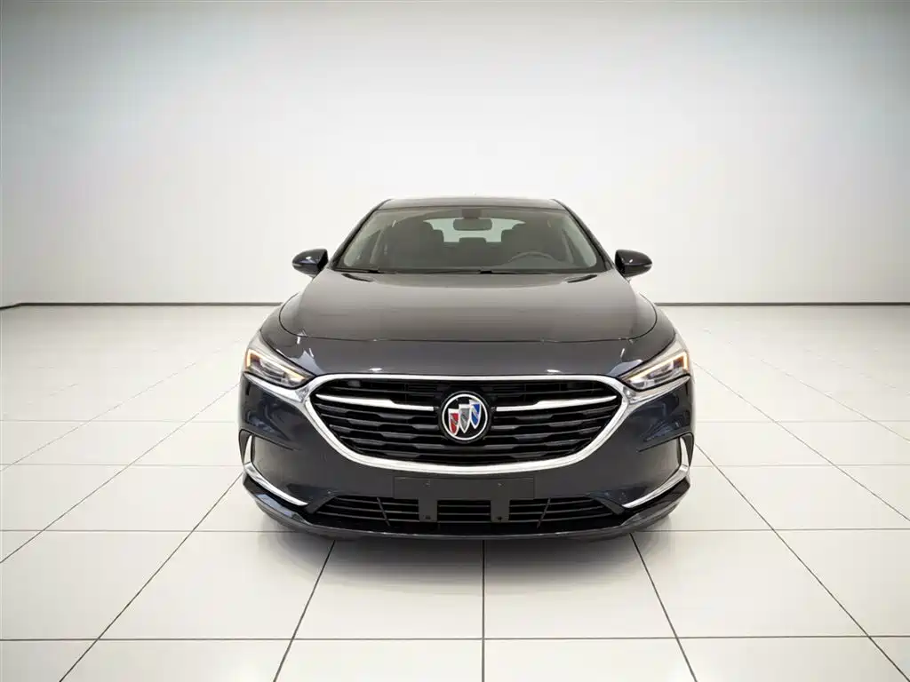 LaCrosse 552 T Luxury