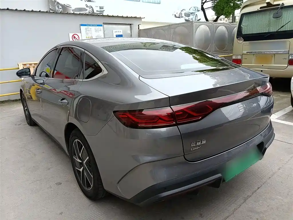 Qin L DM-i 80 KM Transcend