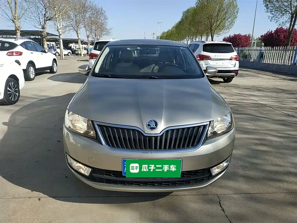 Rapid 1.6 L Auto Smart Select