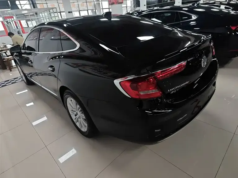 Buick LaCrosse 20 T Luxury