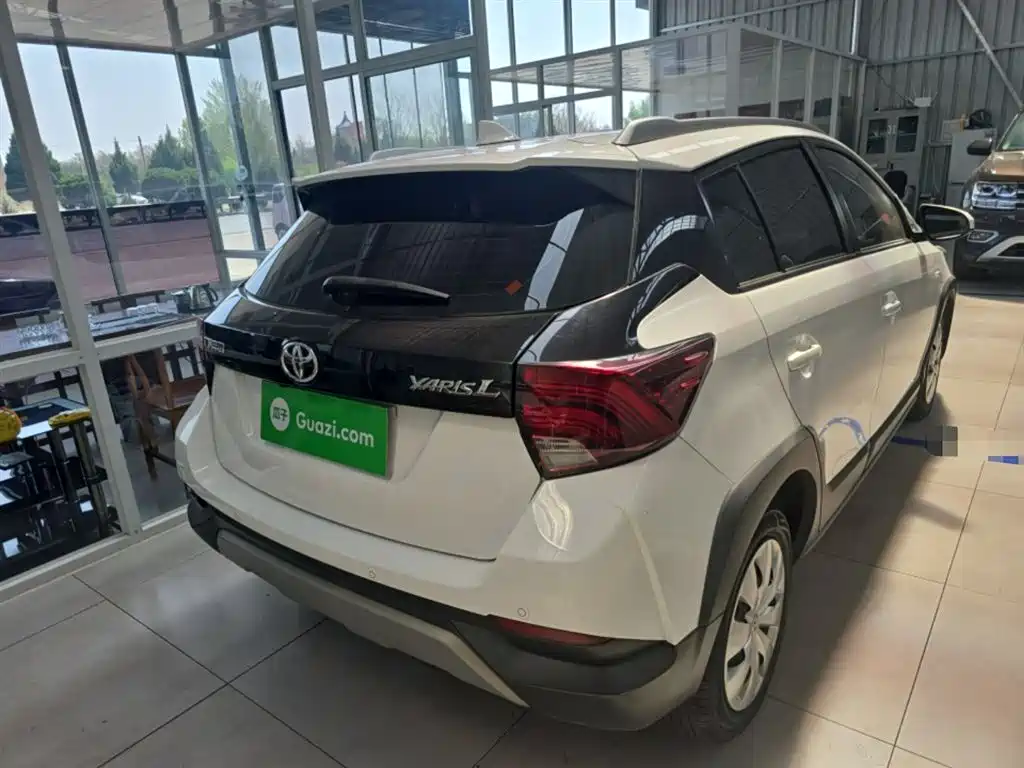 YARiS L Zhixuan Zhixuan X 1.5 L CVT Leading PLUS