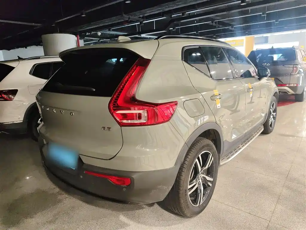 Volvo XC40 沃尔沃XC40 2023款 B3 智远运动版