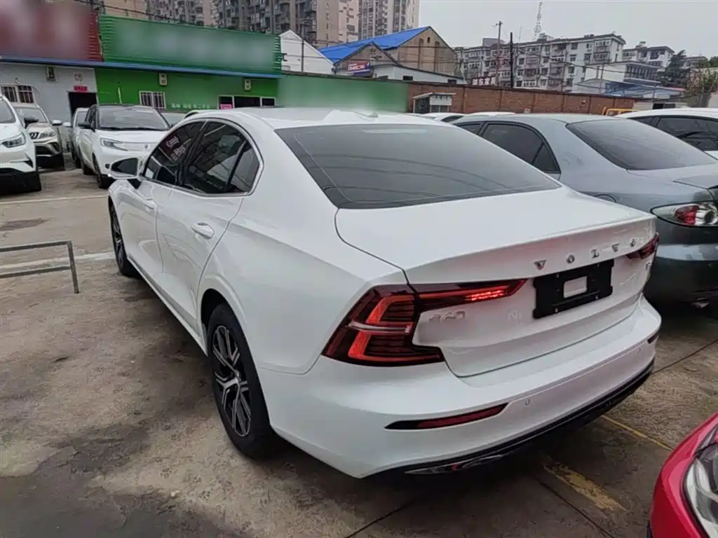 Volvo S60 B4 Smart Ease Luxury