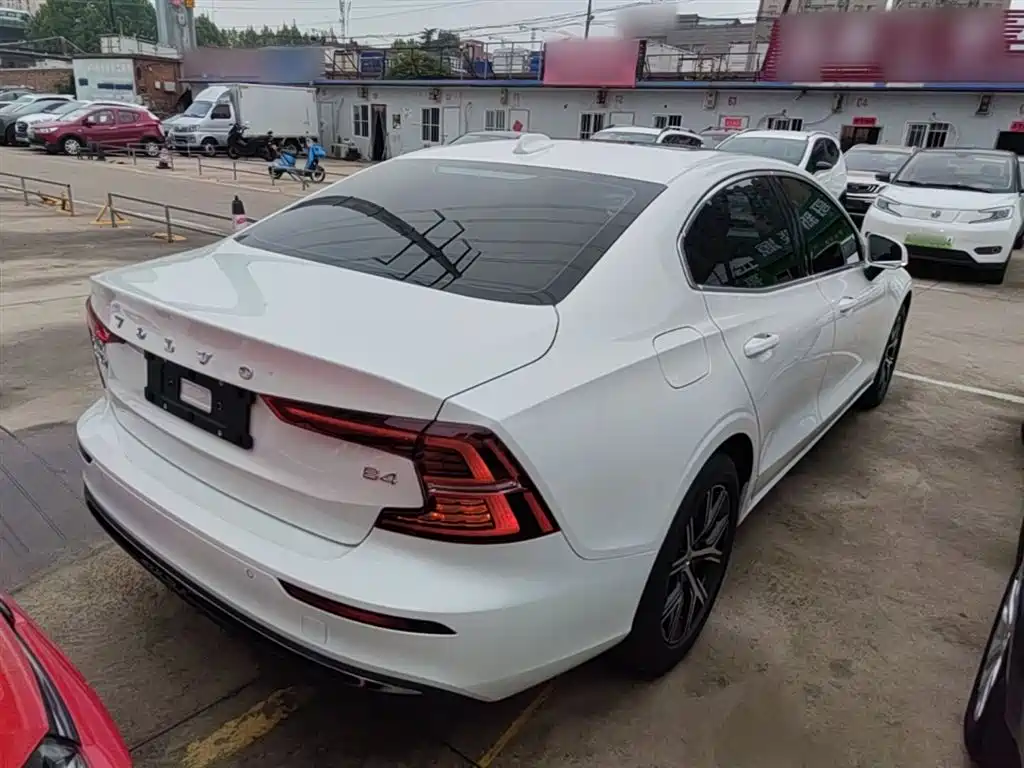 Volvo S60 B4 Smart Ease Luxury