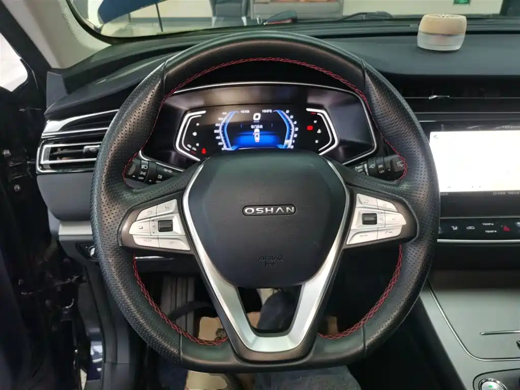 Changan Oshan X7 1.5 T Auto Premium