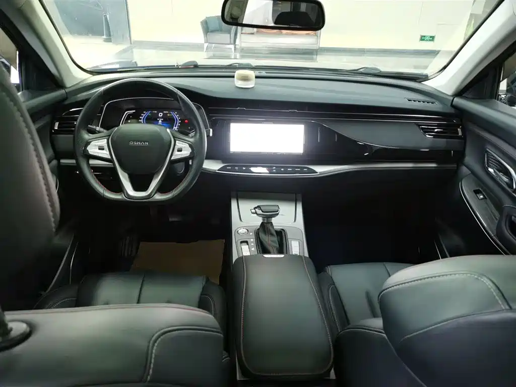 Changan Oshan X7 1.5 T Auto Premium