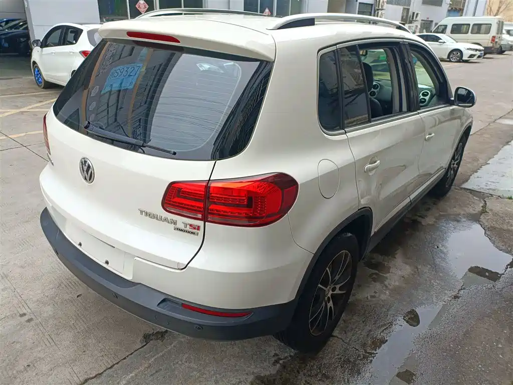 Tiguan 1.8 TSI Auto 4 WD Luxury