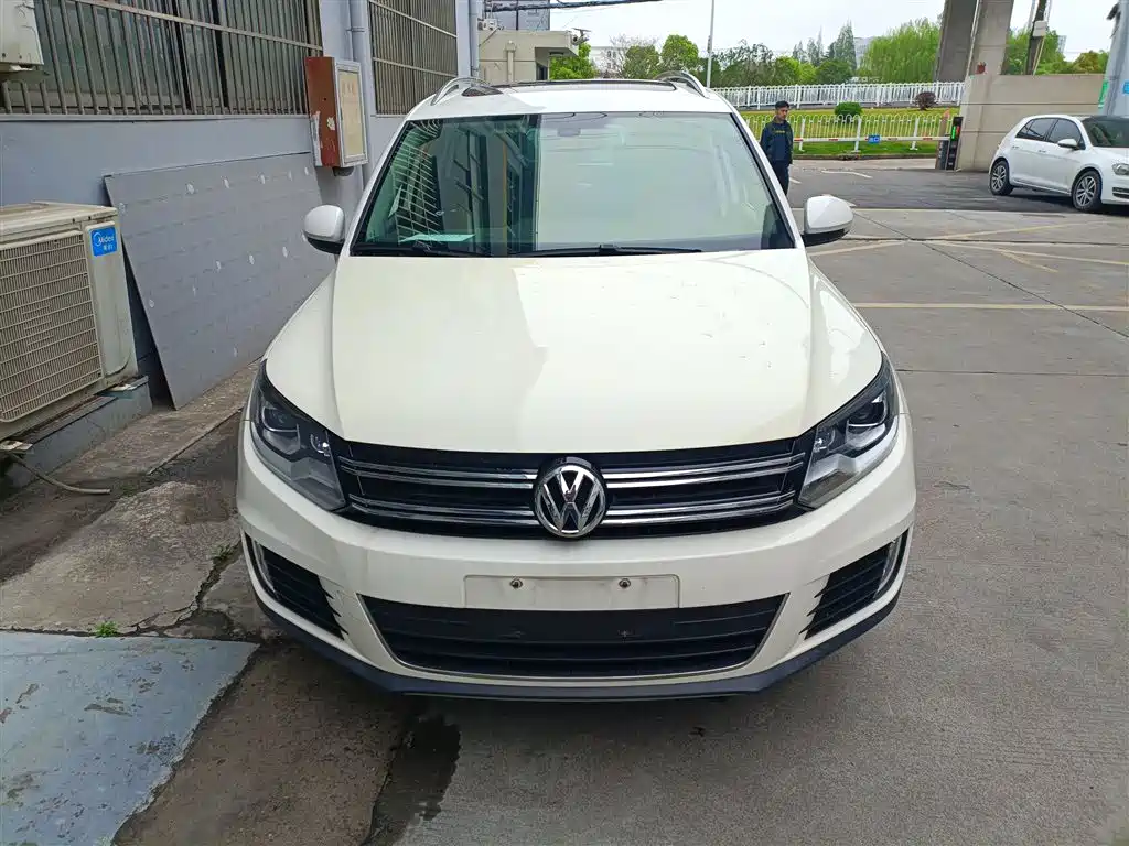 Tiguan 1.8 TSI Auto 4 WD Luxury