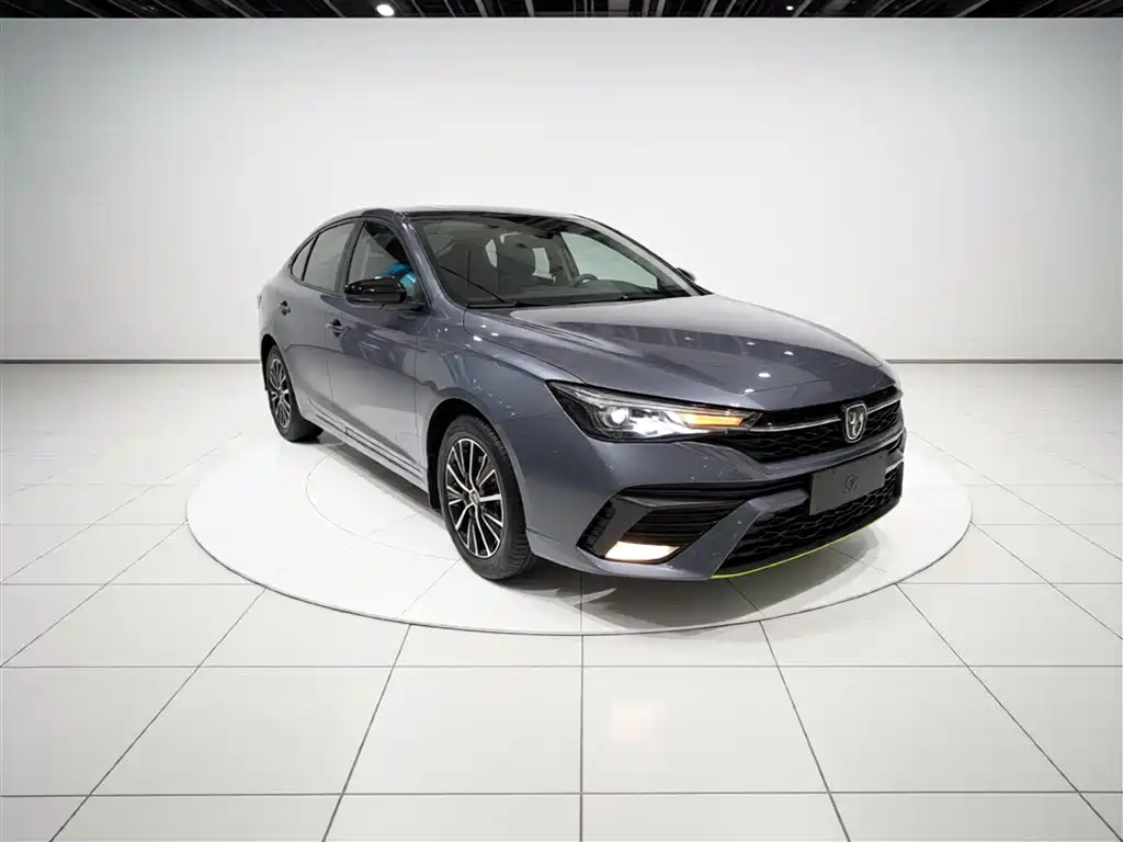 Roewe i5 1.5 L CVT Platinum