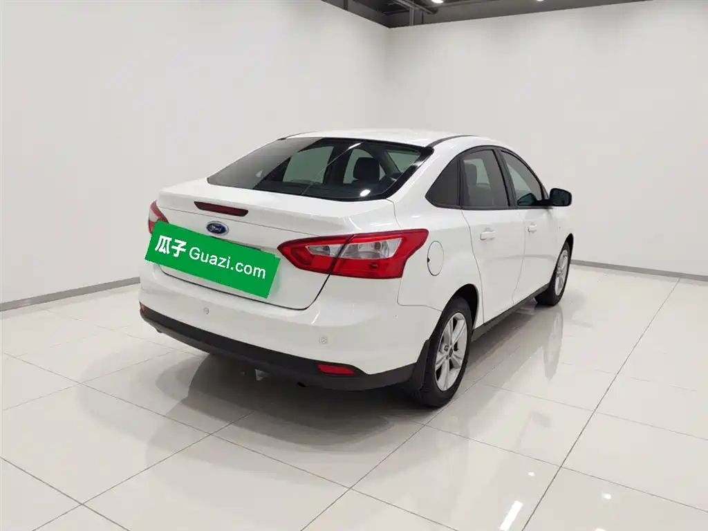 Focus Sedan 1.6 L Auto Style