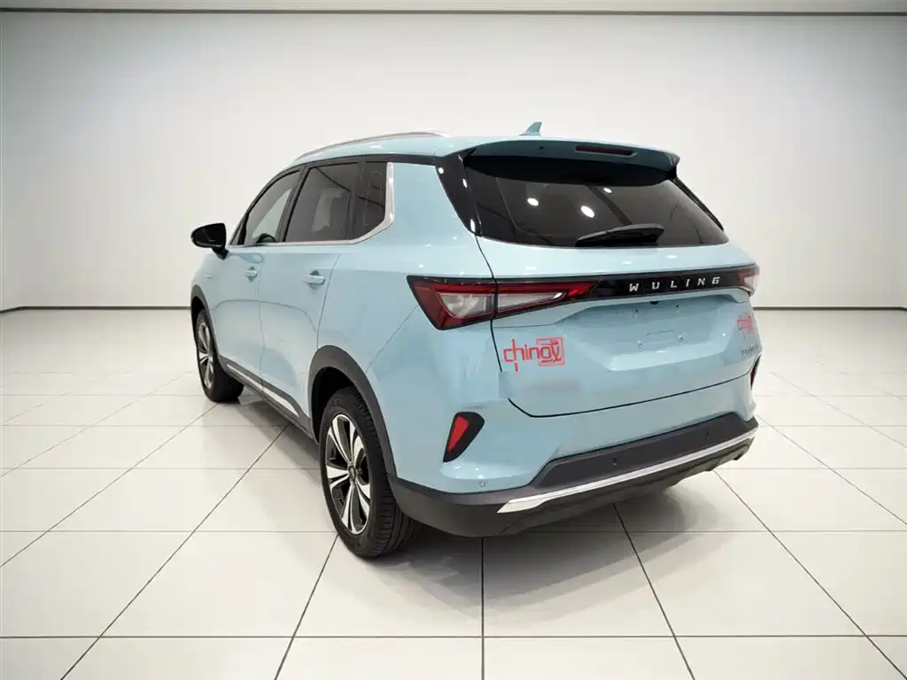 Wuling Xingchen 1.5 T Manual Starlight