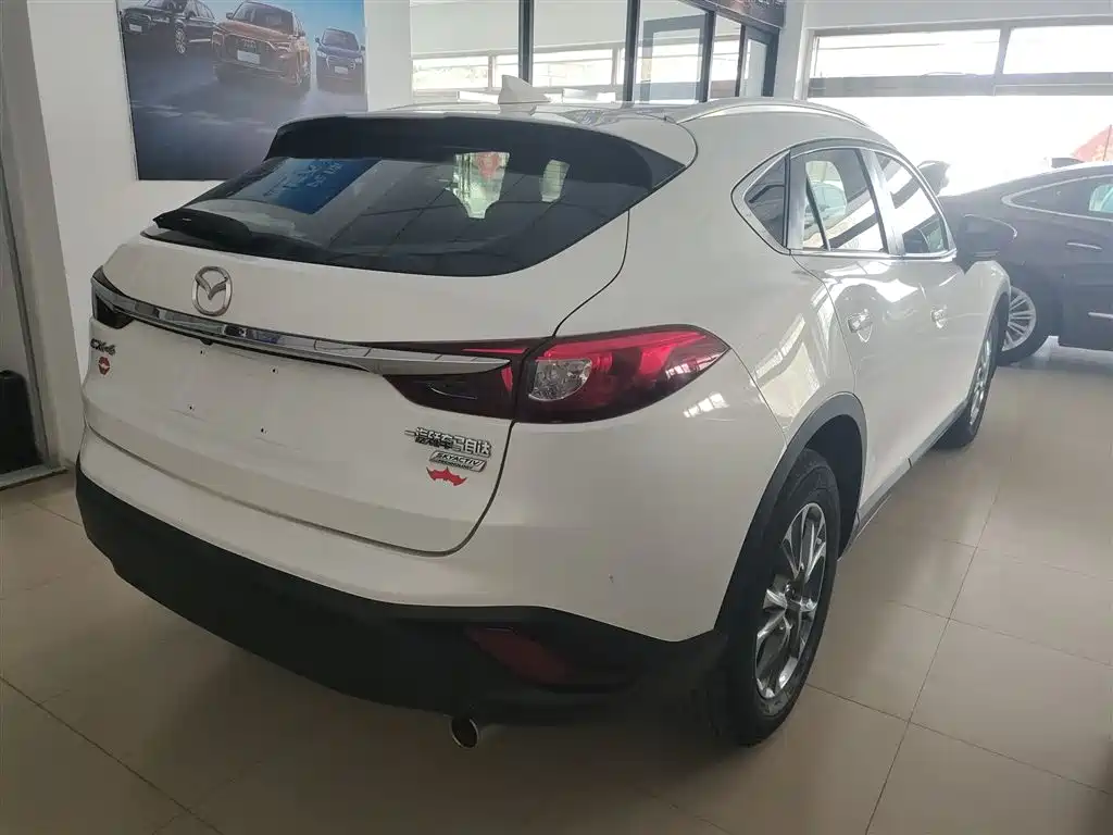 Mazda CX-4 2.0 L Auto 2 WD Blue Sky Taste Upgraded CN-V