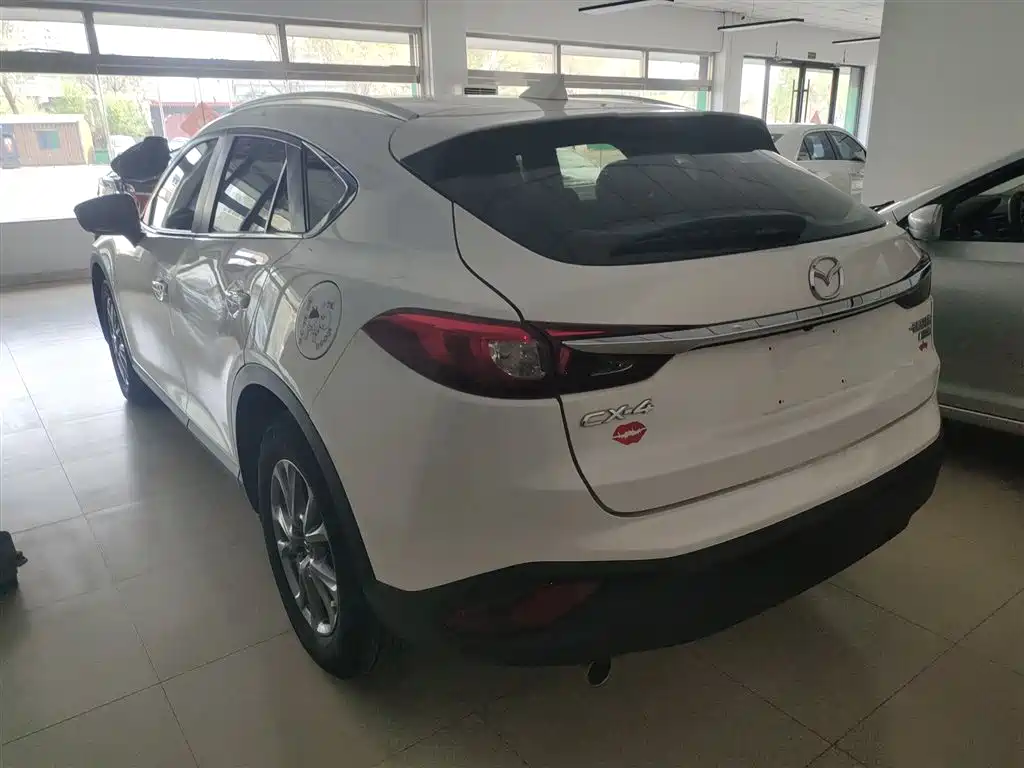 Mazda CX-4 2.0 L Auto 2 WD Blue Sky Taste Upgraded CN-V
