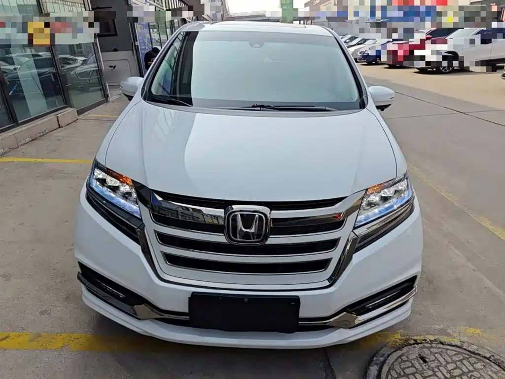 Elysion 2.0 L Hybrid Luxury
