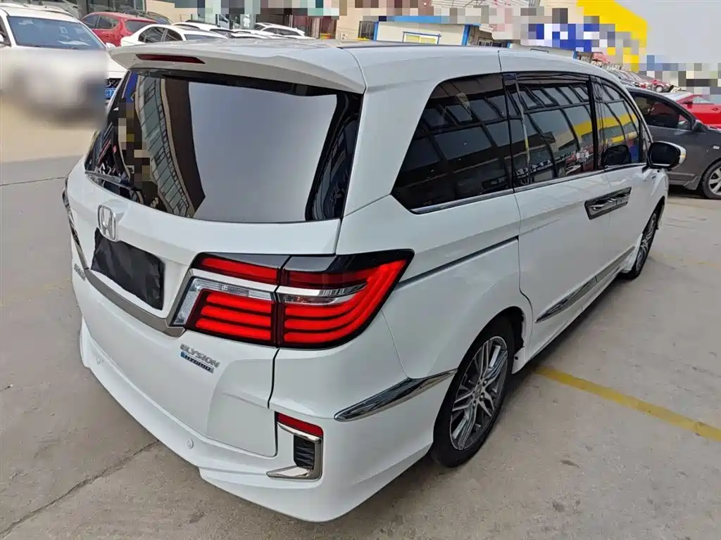 Elysion 2.0 L Hybrid Luxury