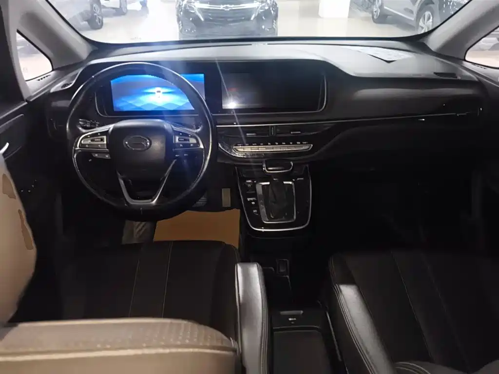 GAC Trumpchi M6 传祺M6 2019款 270 T DCT尊荣版（七座）国VI