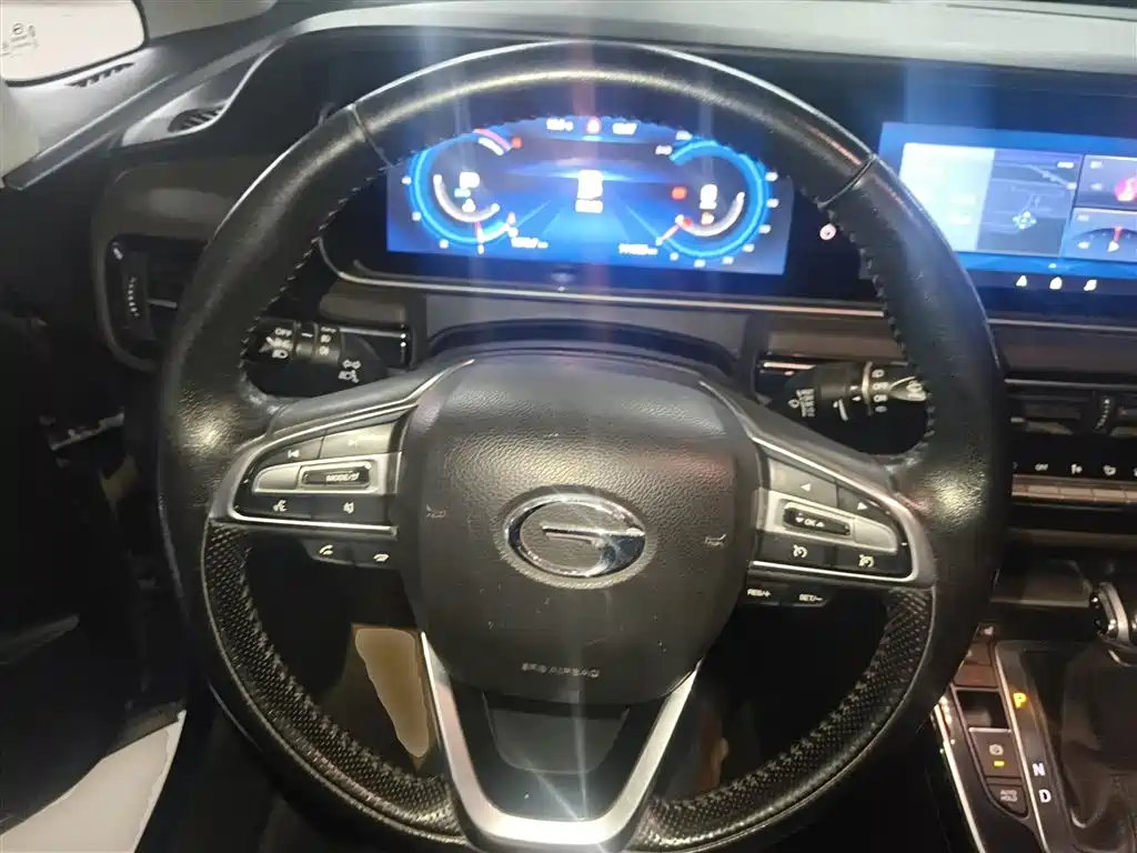 GAC Trumpchi M6 传祺M6 2019款 270 T DCT尊荣版（七座）国VI