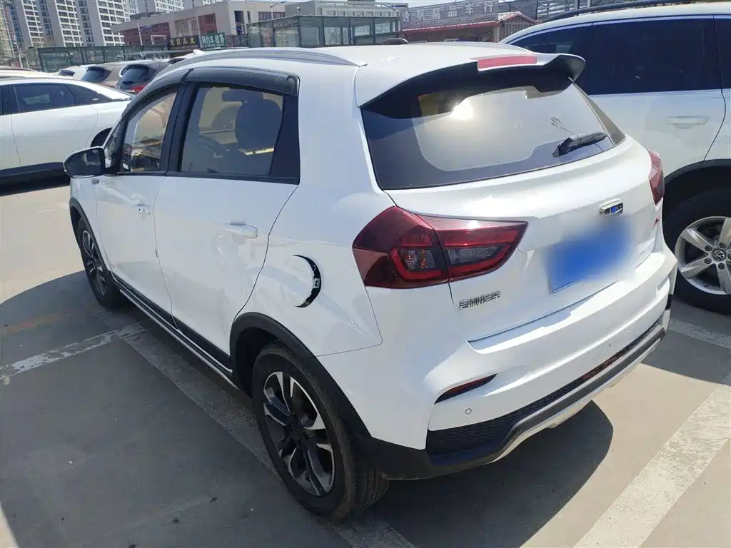 Vision X3 Upgraded 1.5 L CVT Distinguished