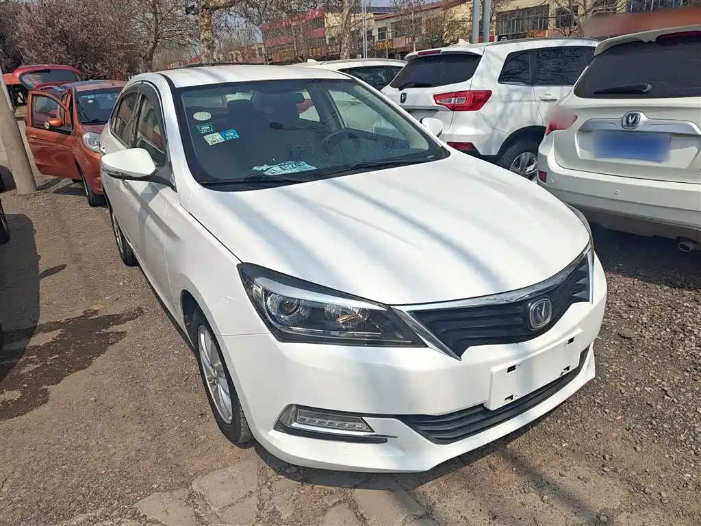 Yuexiang V7 1.6 L Manual Joy Style CN-V
