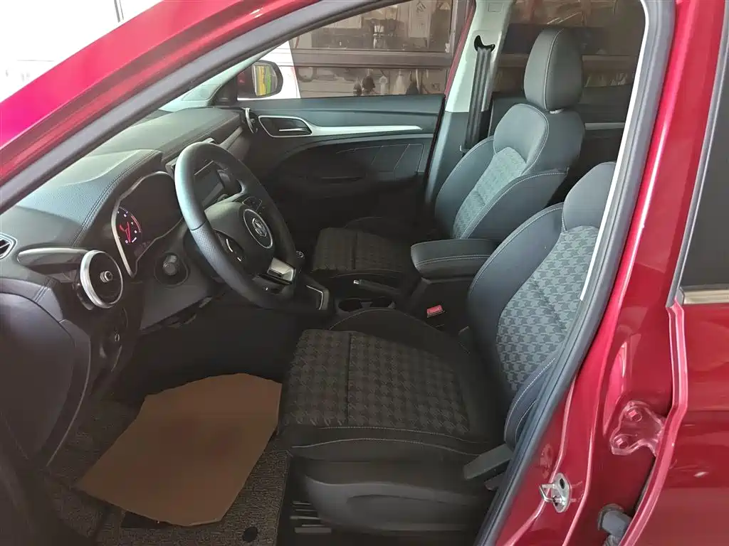 MG ZS 名爵ZS 2020款 全球百万畅销款 1.5 L 手动舒适版