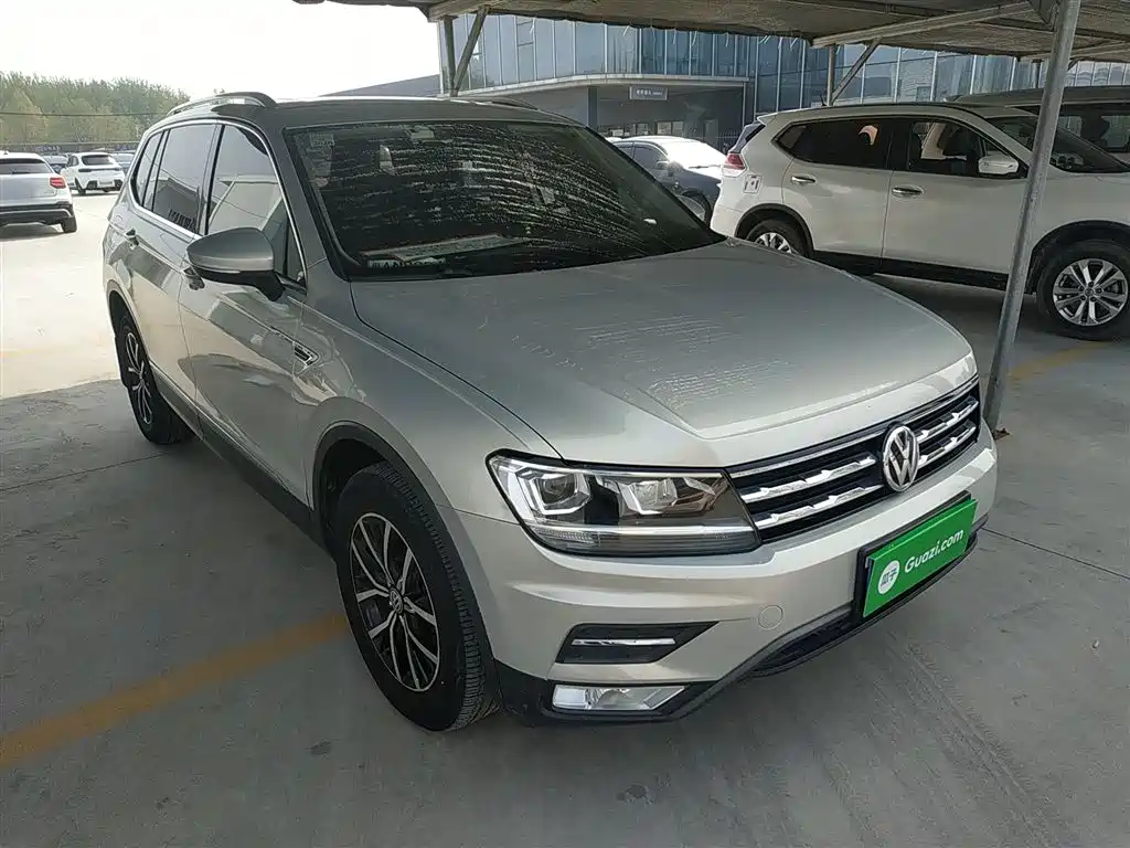 Tiguan L 330 TSI Auto 2 WD Luxury