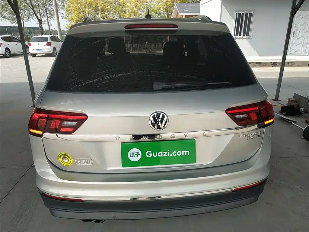 Tiguan L 330 TSI Auto 2 WD Luxury