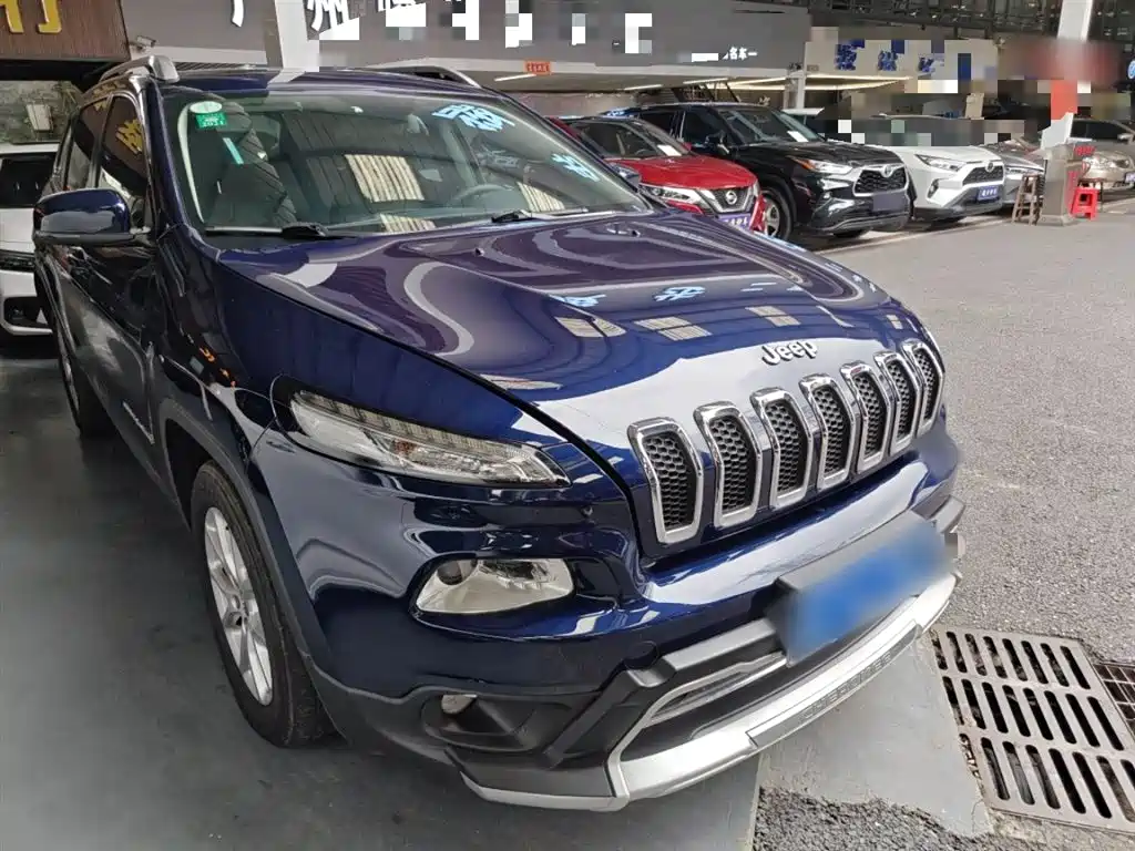 Cherokee 2.4 L Leading Intelligent