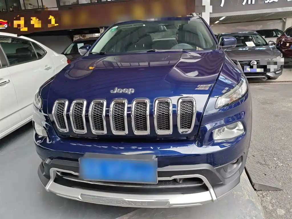 Cherokee 2.4 L Leading Intelligent