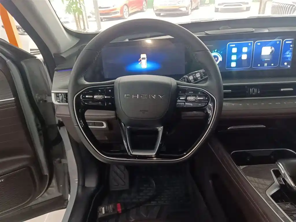Tiggo 8 PRO 290 T 2 WD Ocean 5-seat