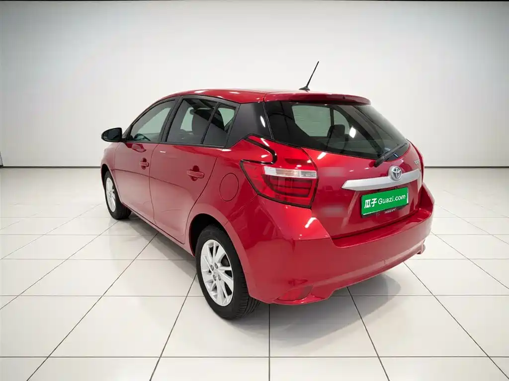 Vios FS 1.5 L CVT Sharp Speed