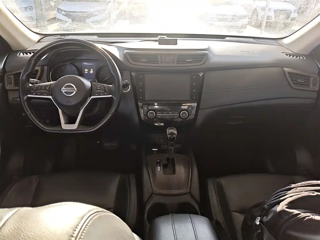 X-Trail 2.0 L CVT Comfort 2 WD