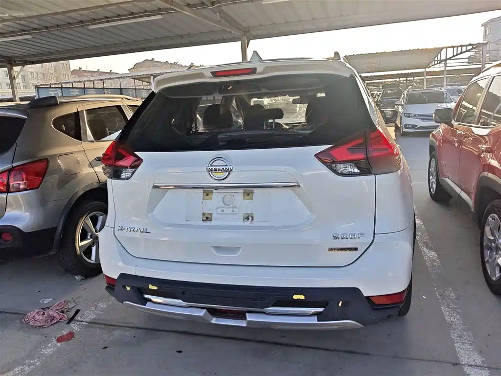 X-Trail 2.0 L CVT Comfort 2 WD
