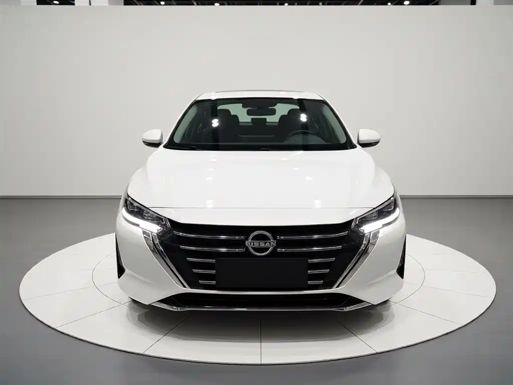 Sylphy 1.6 L CVT Joy