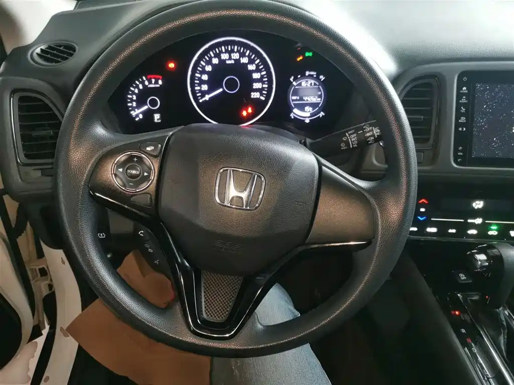 Vezel 220 TURBO CVT Elite