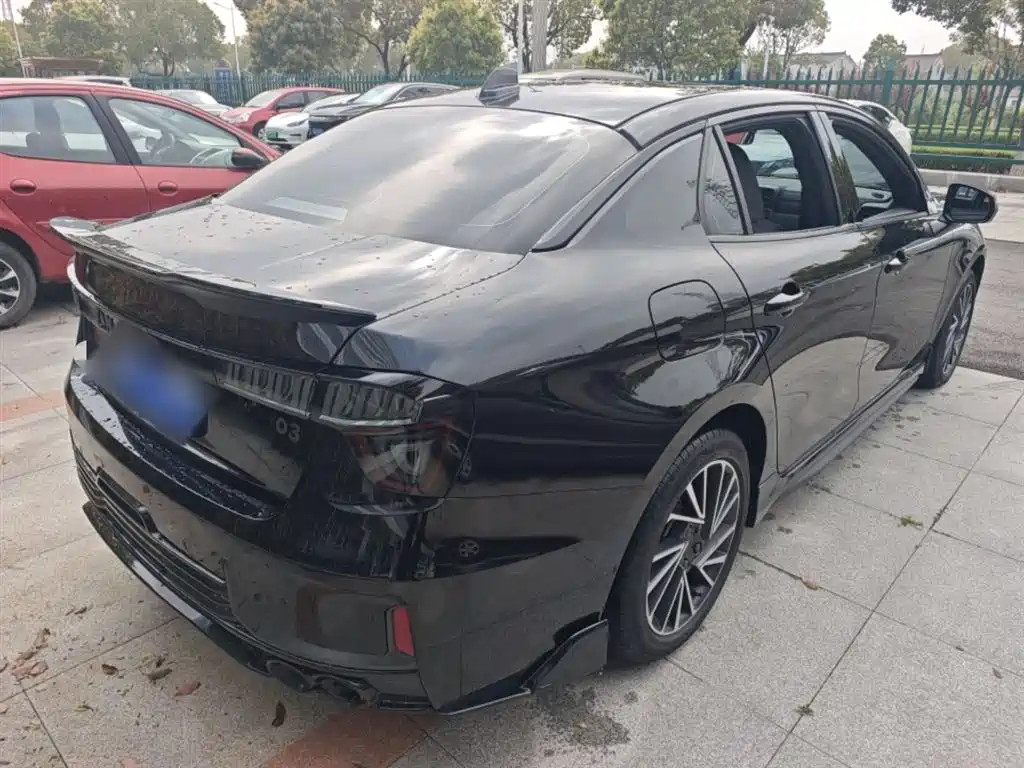 Lynk & Co 03 2.0 TD Auto Power Plus