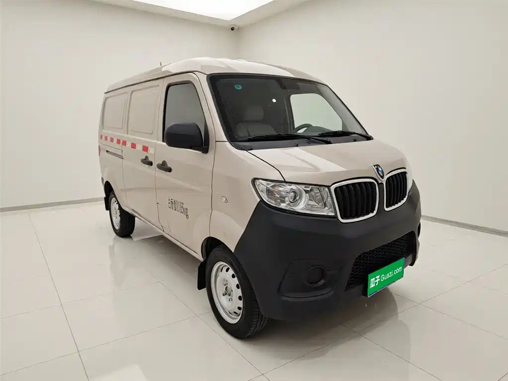 Xiaohaishi X30 小海狮X30 2020款 1.5 L 厢货超享型国VI SWC15 M
