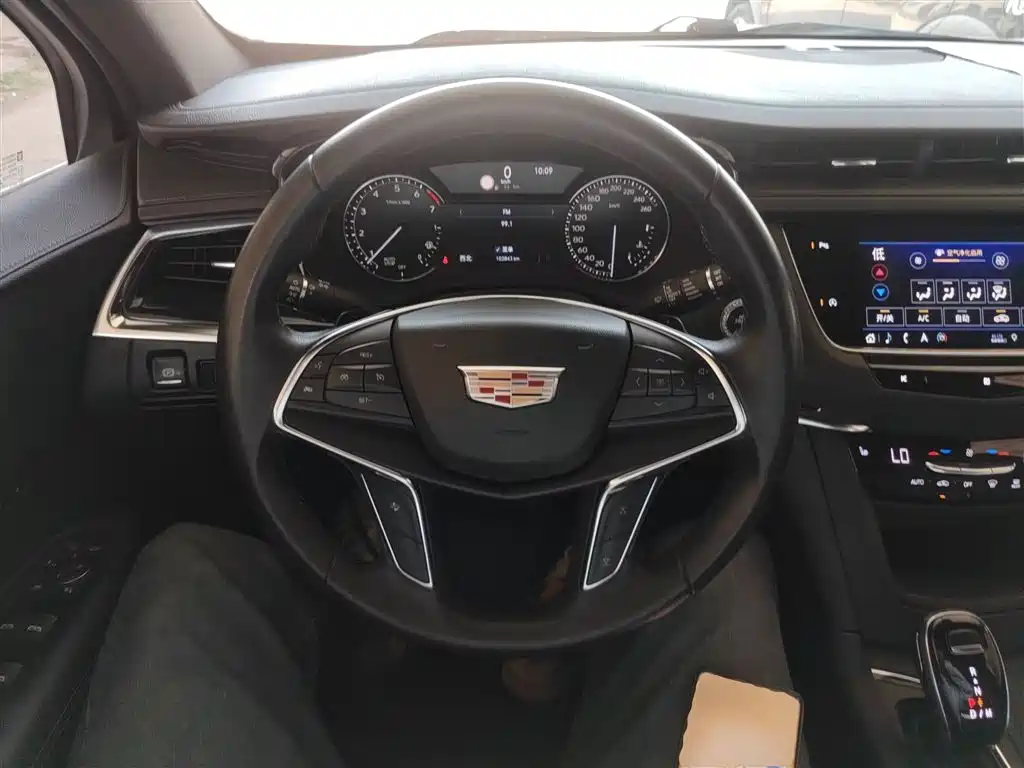 Cadillac XT5 28 T Luxury