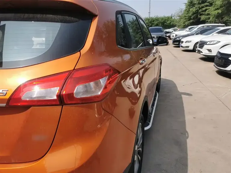 Baic Senova X65 2.0 T Auto Elite