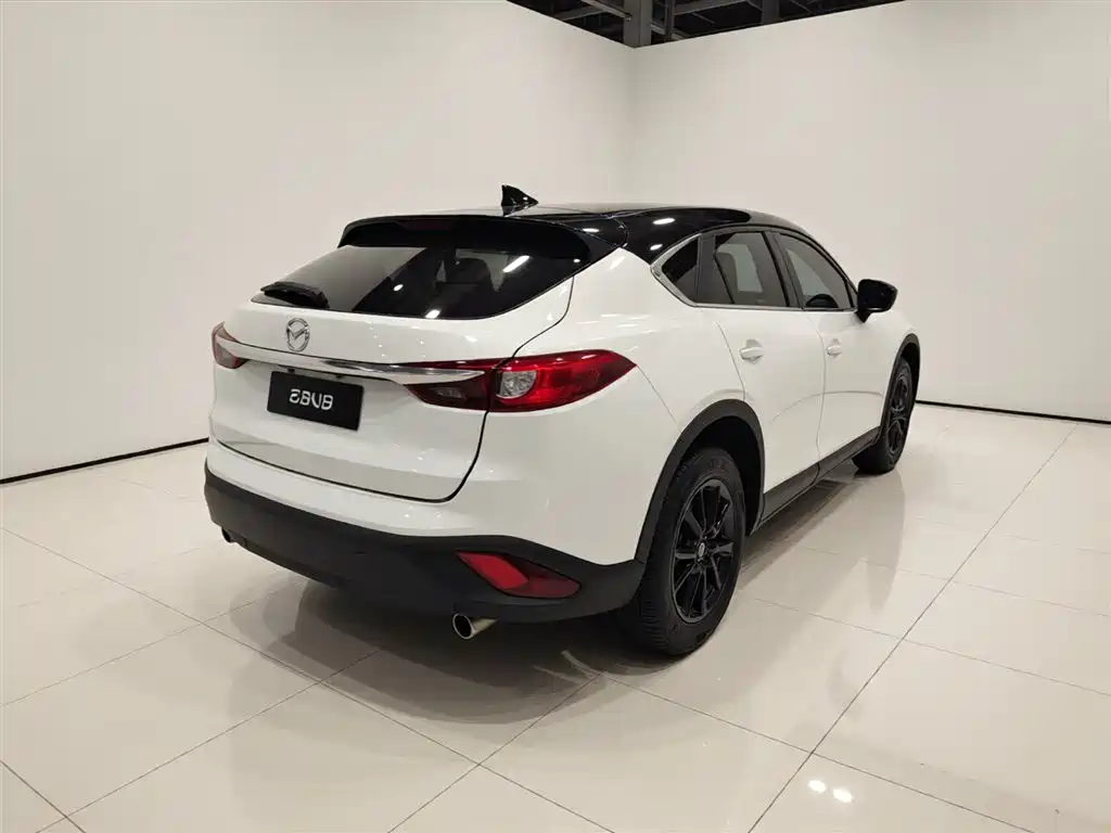Mazda CX-4 马自达CX-4 2018款 2.0 L 自动两驱蓝天活力版 国VI
