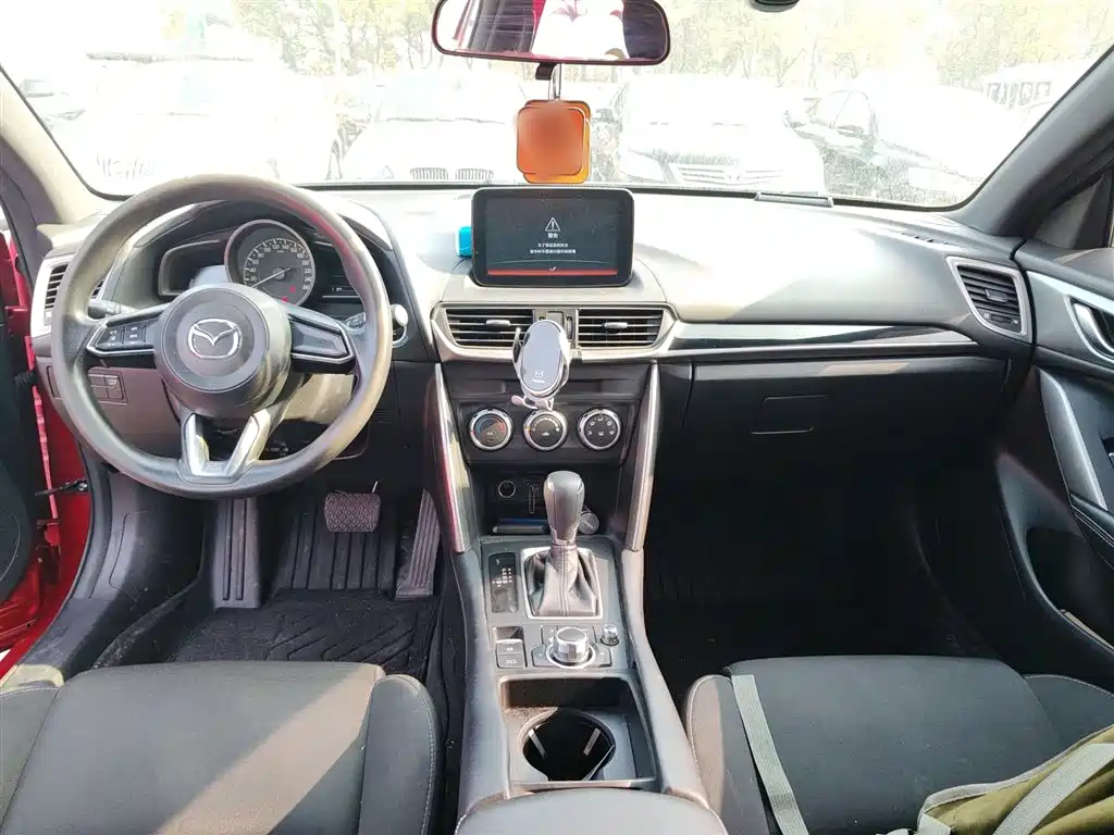 Mazda CX-4 马自达CX-4 2018款 2.0 L 自动两驱蓝天活力版 国VI