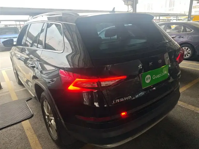 Skoda Kodiaq 柯迪亚克 2019款 改款 TSI330 5座两驱豪华优享版 国VI